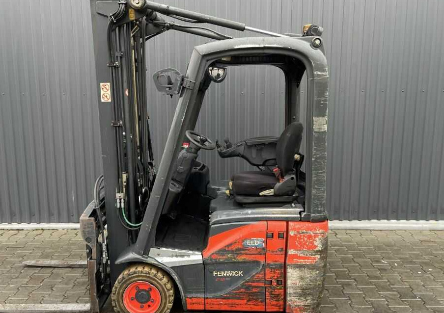 Linde E12-02 - Forklift listrik: gambar 2 Linde E12-02 - Forklift listrik: gambar 2