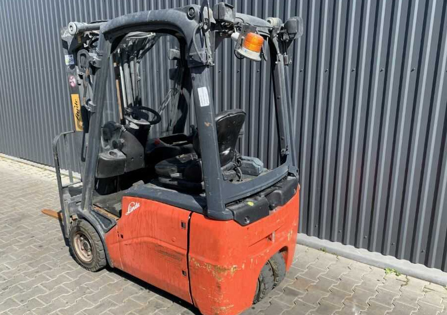 Linde E14-01 - Forklift listrik: gambar 3 Linde E14-01 - Forklift listrik: gambar 3