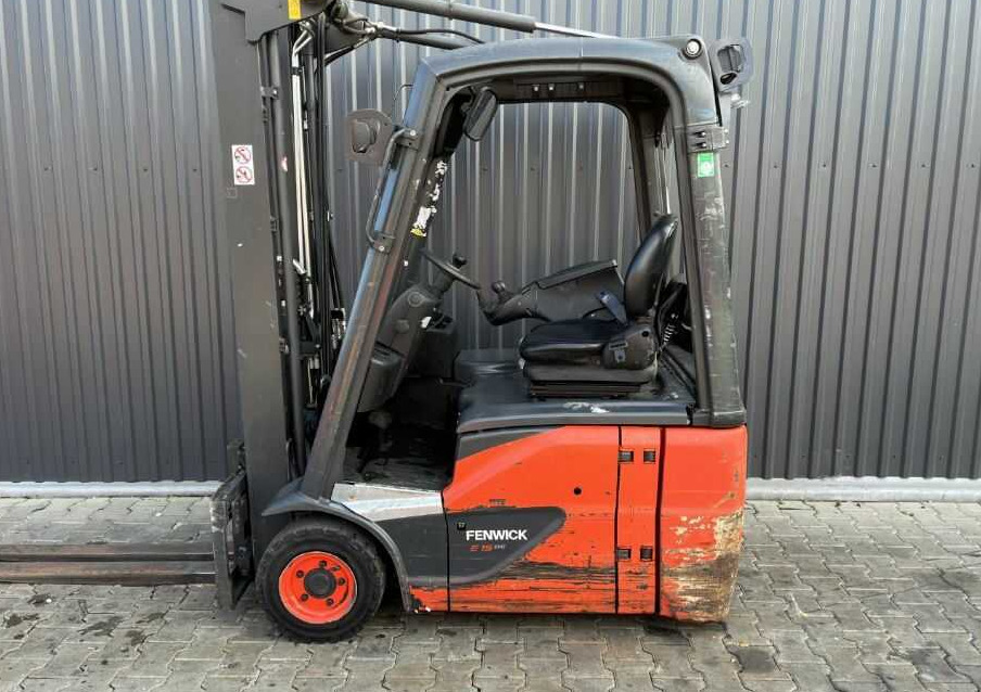 Linde E15-02 - Forklift listrik: gambar 2 Linde E15-02 - Forklift listrik: gambar 2
