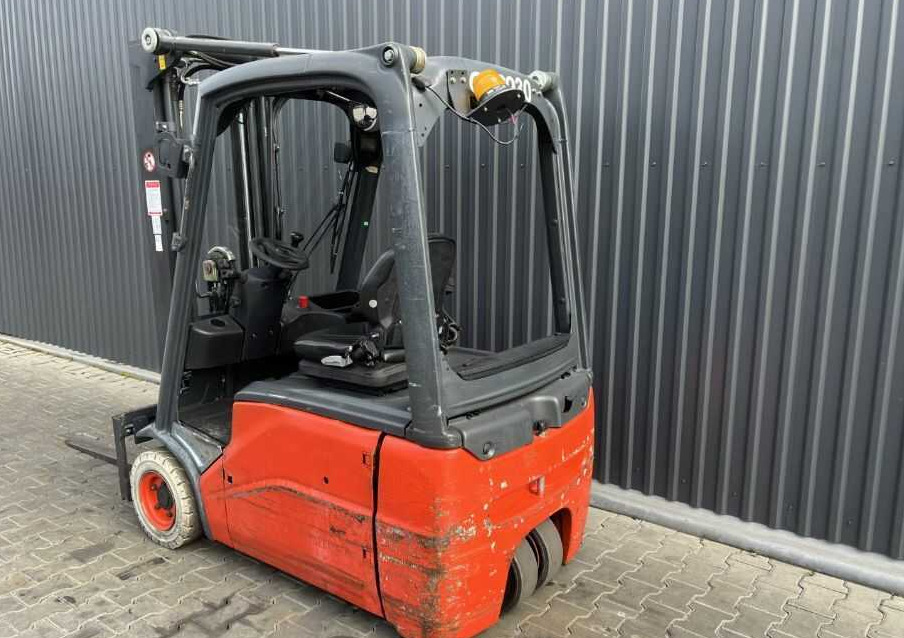 Linde E16-01 - Forklift listrik: gambar 3 Linde E16-01 - Forklift listrik: gambar 3