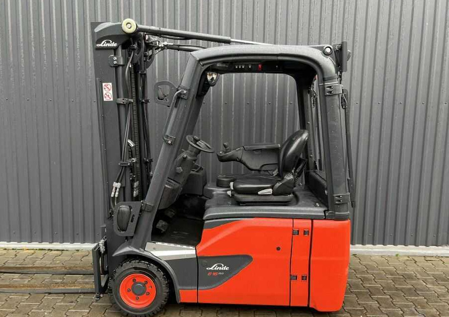 Linde E16-02 - Forklift listrik: gambar 2 Linde E16-02 - Forklift listrik: gambar 2