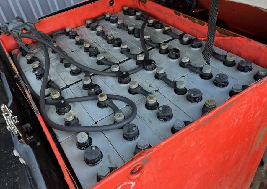 Forklift listrik Linde E16PH-02: gambar 7 Forklift listrik Linde E16PH-02: gambar 7