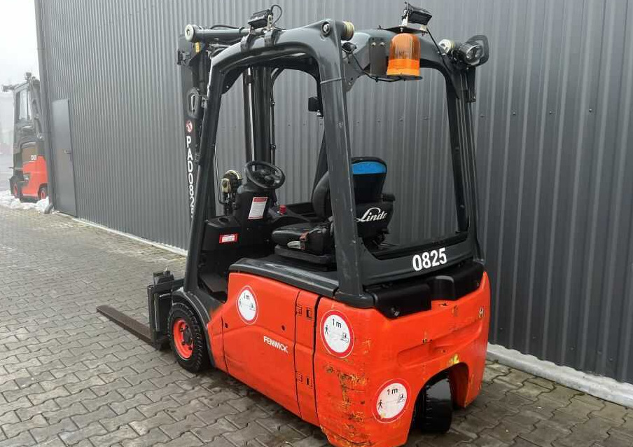 Linde E18-01 - Forklift listrik: gambar 3 Linde E18-01 - Forklift listrik: gambar 3