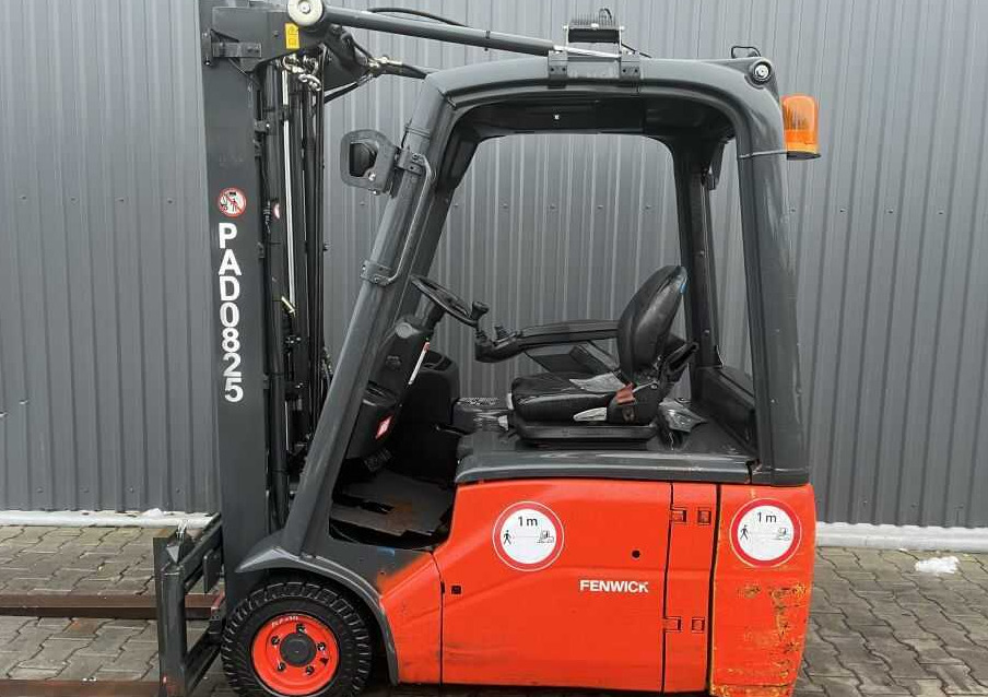 Linde E18-01 - Forklift listrik: gambar 2 Linde E18-01 - Forklift listrik: gambar 2