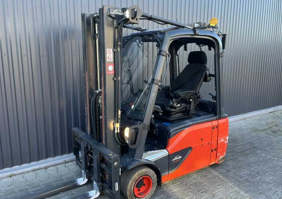 Linde E18L-02 - Forklift listrik: gambar 1 Linde E18L-02 - Forklift listrik: gambar 1
