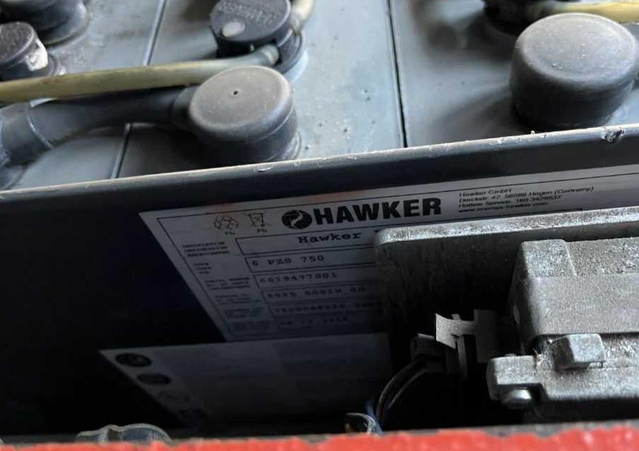 Forklift listrik Linde E18L-02: gambar 10
