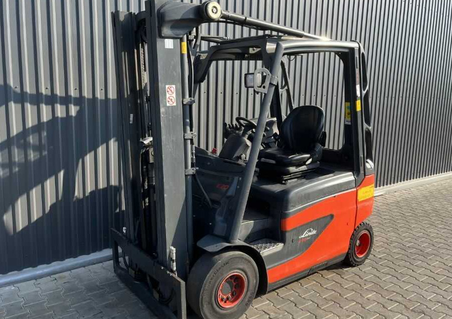 Linde E20-01 - Forklift listrik: gambar 1 Linde E20-01 - Forklift listrik: gambar 1