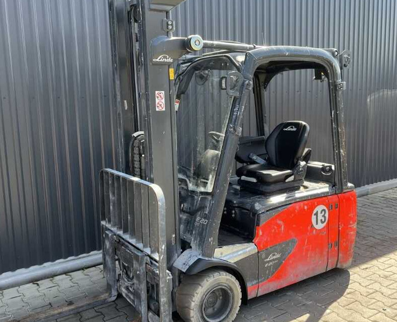 Linde E20L-02 - Forklift listrik: gambar 1 Linde E20L-02 - Forklift listrik: gambar 1