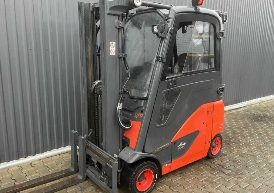 Linde E20PH-02 - Forklift listrik: gambar 1 Linde E20PH-02 - Forklift listrik: gambar 1