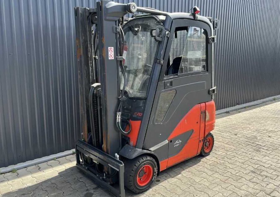 Linde E20PH-02 - Forklift listrik: gambar 1 Linde E20PH-02 - Forklift listrik: gambar 1