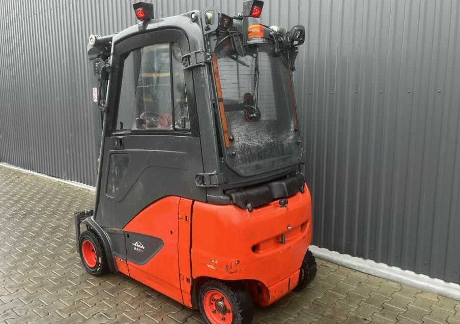 Linde E20PH-02 - Forklift listrik: gambar 3 Linde E20PH-02 - Forklift listrik: gambar 3