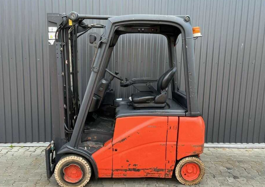 Linde E20PH - Forklift listrik: gambar 2 Linde E20PH - Forklift listrik: gambar 2