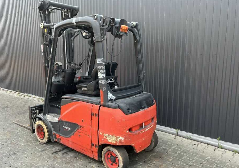 Linde E20PHL-02 - Forklift listrik: gambar 3 Linde E20PHL-02 - Forklift listrik: gambar 3