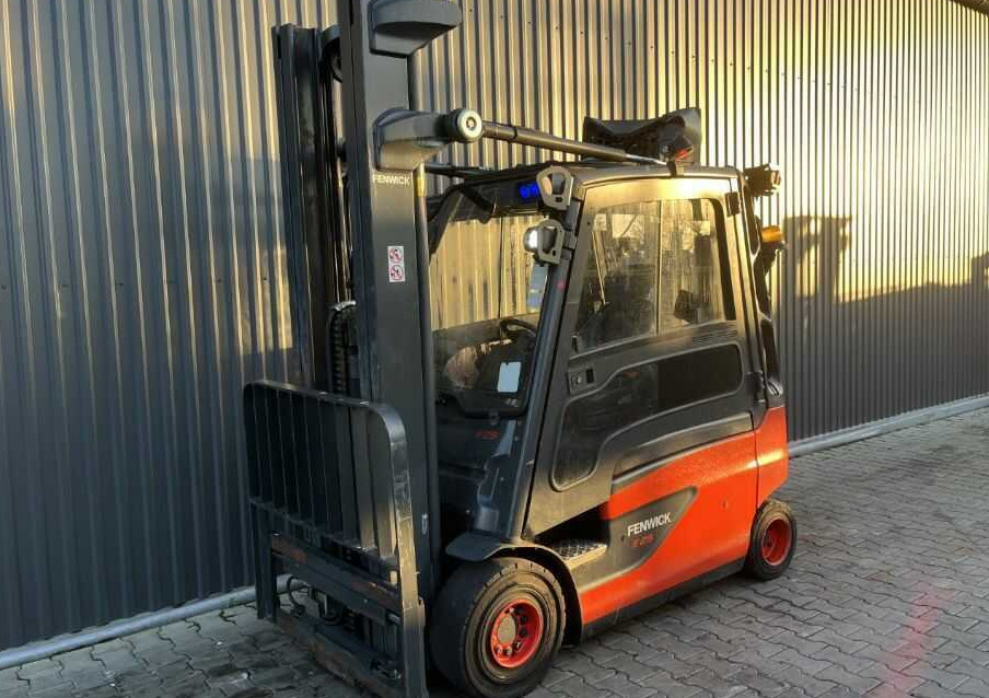 Linde E25-02 - Forklift listrik: gambar 1 Linde E25-02 - Forklift listrik: gambar 1
