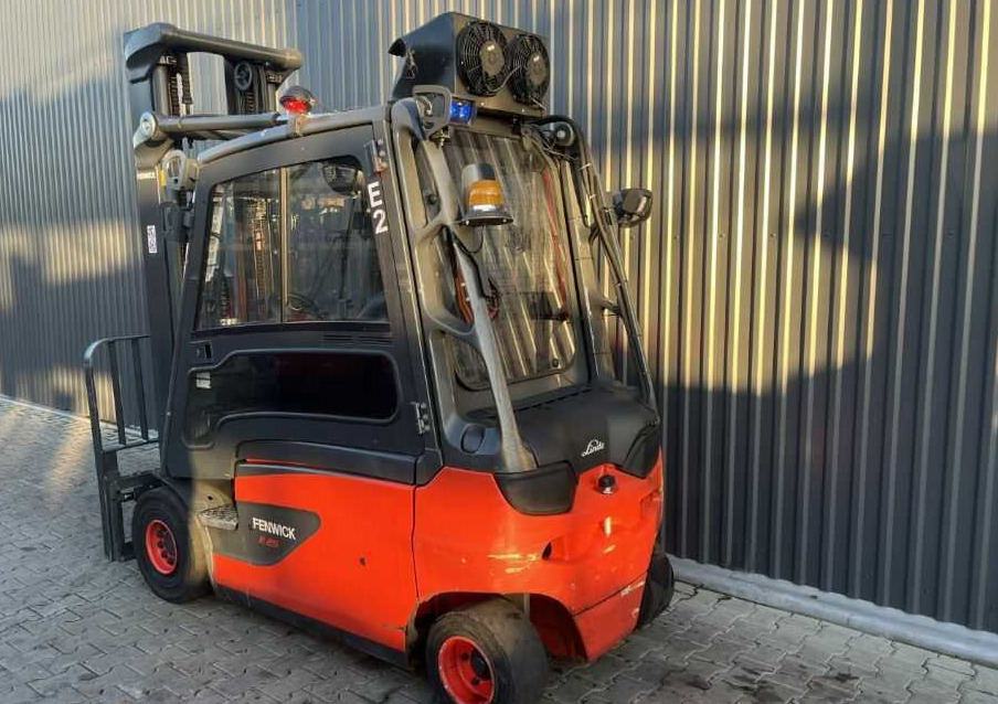 Linde E25-02 - Forklift listrik: gambar 3 Linde E25-02 - Forklift listrik: gambar 3