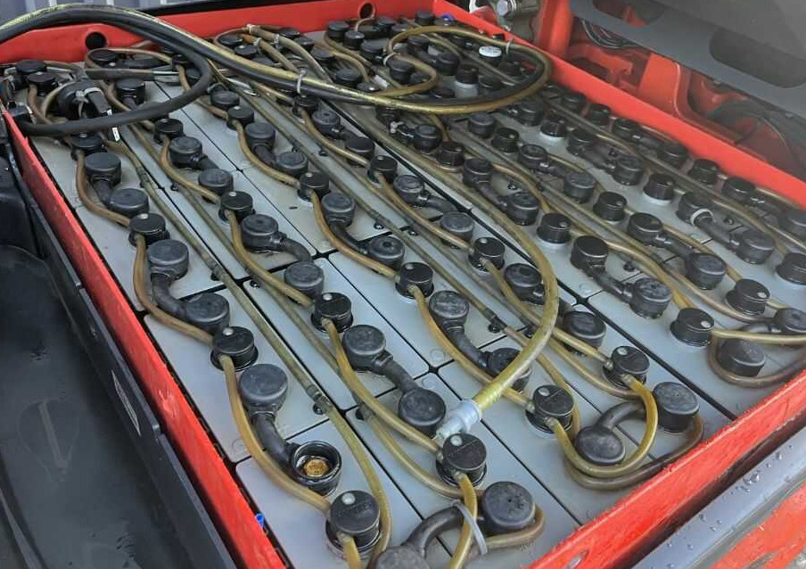 Forklift listrik Linde E25L-01: gambar 7