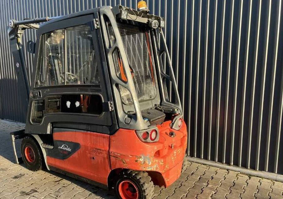 Linde E30L-01 - Forklift listrik: gambar 3 Linde E30L-01 - Forklift listrik: gambar 3