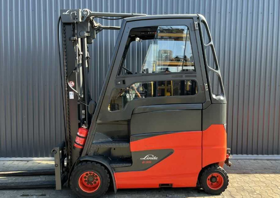 Linde E35HL-01 - Forklift listrik: gambar 2 Linde E35HL-01 - Forklift listrik: gambar 2