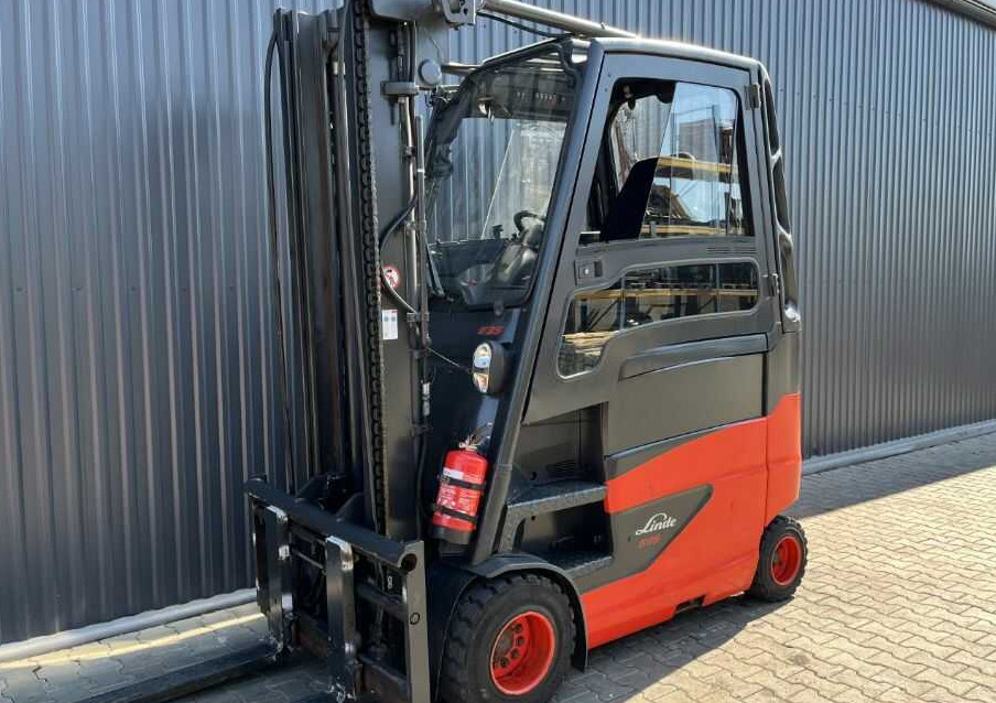 Linde E35HL-01 - Forklift listrik: gambar 1 Linde E35HL-01 - Forklift listrik: gambar 1
