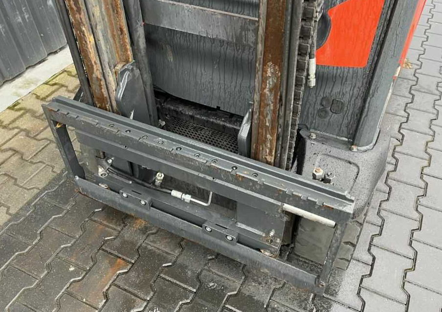Linde H18T-01 - Forklift LPG: gambar 4 Linde H18T-01 - Forklift LPG: gambar 4