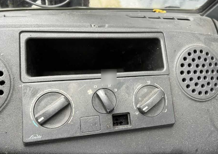 Linde H25D-02 - Forklift diesel: gambar 5 Linde H25D-02 - Forklift diesel: gambar 5