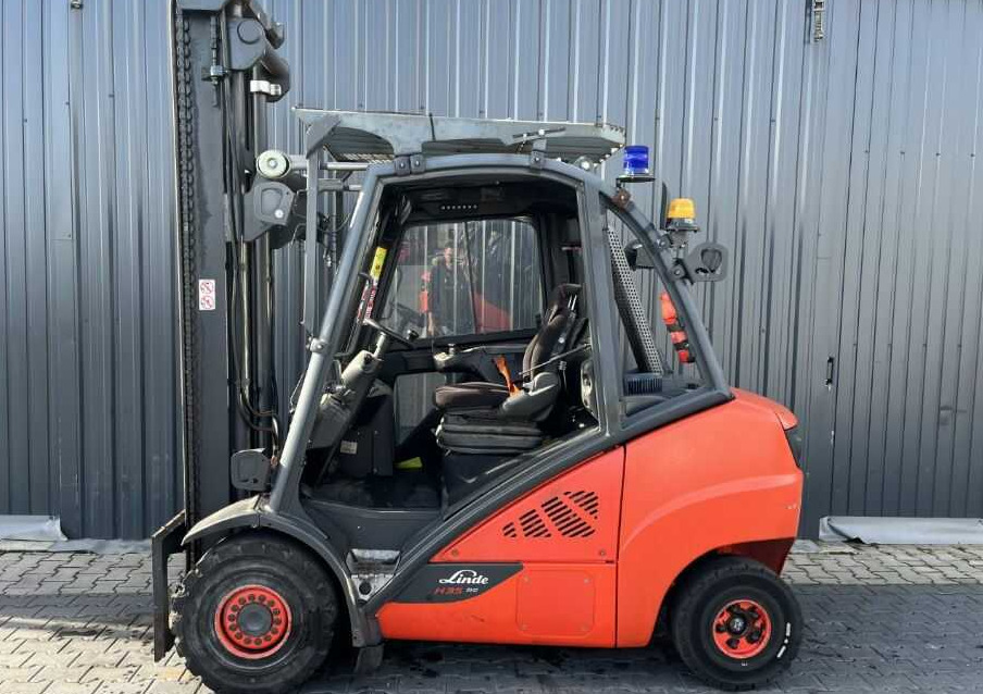 Linde H35D-02 - Forklift diesel: gambar 2 Linde H35D-02 - Forklift diesel: gambar 2