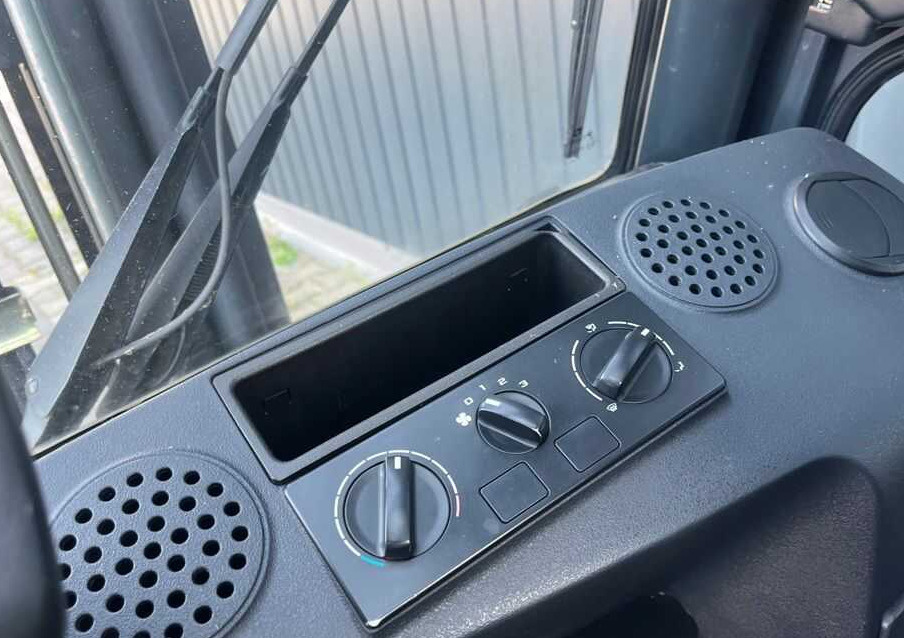 Linde H35T-02 - Forklift LPG: gambar 5 Linde H35T-02 - Forklift LPG: gambar 5