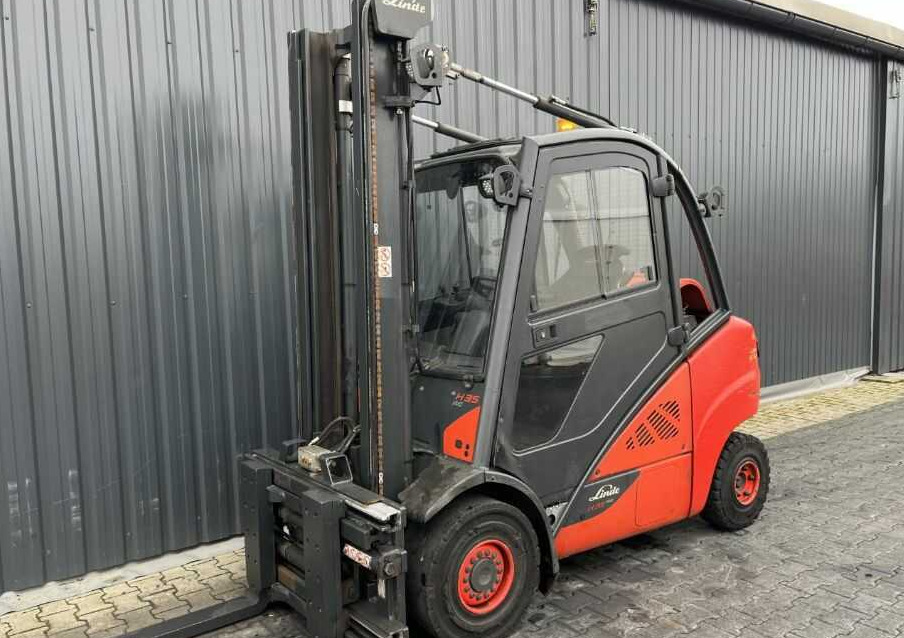 Linde H35T-02 - Forklift LPG: gambar 1 Linde H35T-02 - Forklift LPG: gambar 1