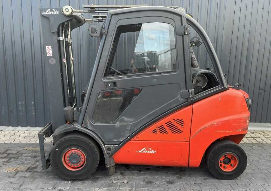 Linde H35T - Forklift LPG: gambar 2 Linde H35T - Forklift LPG: gambar 2