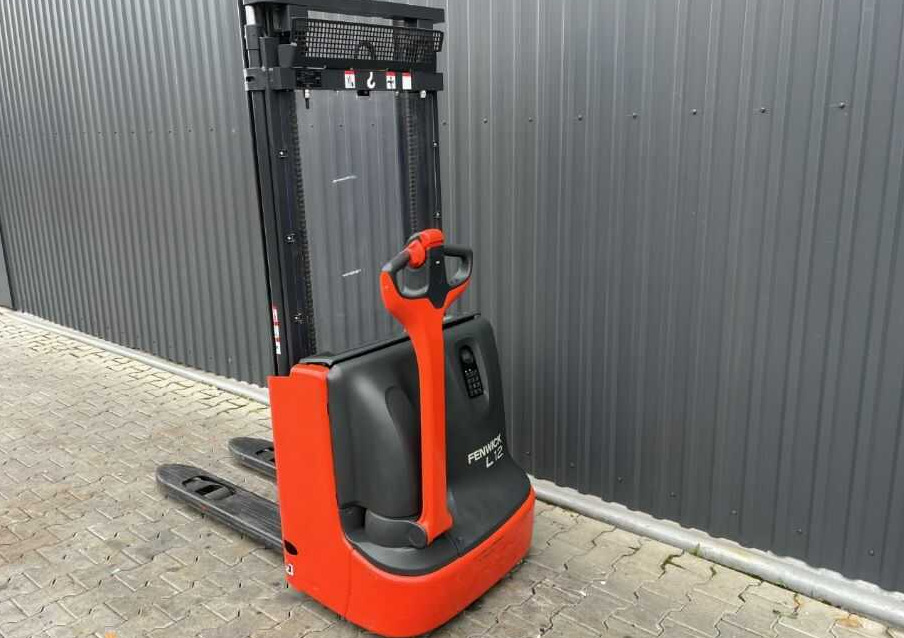 Linde L12 - Penumpuk: gambar 3 Linde L12 - Penumpuk: gambar 3