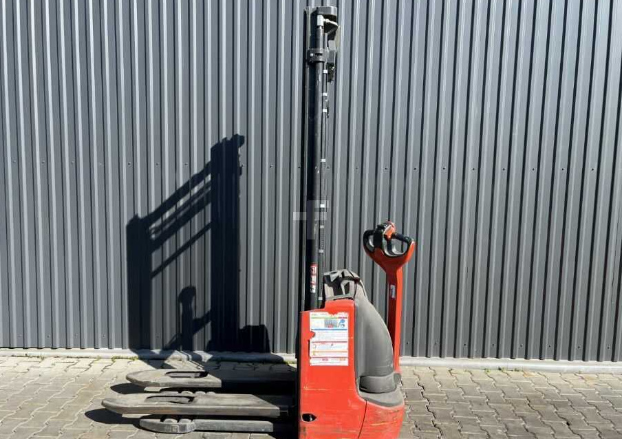 Linde L12 - Penumpuk: gambar 2 Linde L12 - Penumpuk: gambar 2