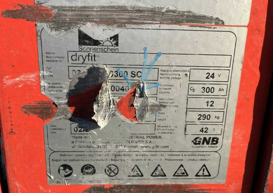 Penumpuk Linde L16: gambar 6 Penumpuk Linde L16: gambar 6