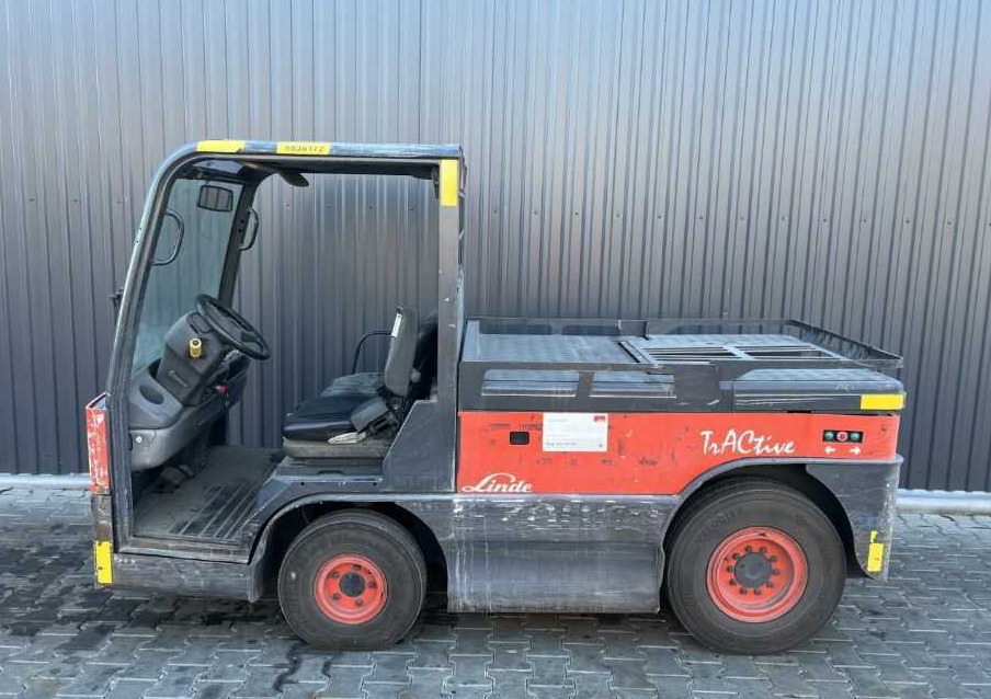 Linde P250 - Traktor derek: gambar 2 Linde P250 - Traktor derek: gambar 2