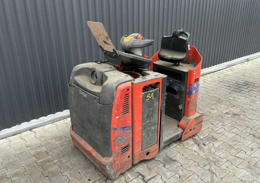 Linde P30C - Traktor derek: gambar 1 Linde P30C - Traktor derek: gambar 1