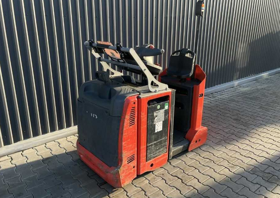 Linde P30C - Traktor derek: gambar 5 Linde P30C - Traktor derek: gambar 5