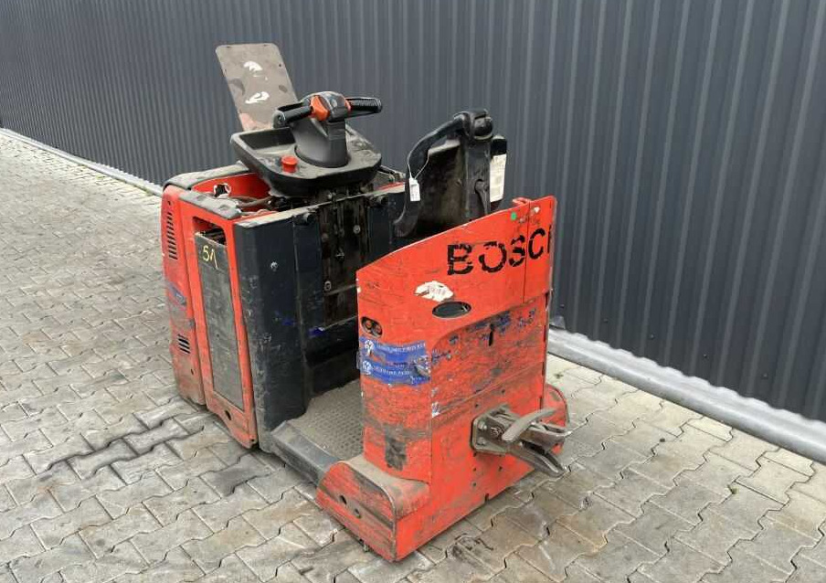 Linde P30C - Traktor derek: gambar 3 Linde P30C - Traktor derek: gambar 3