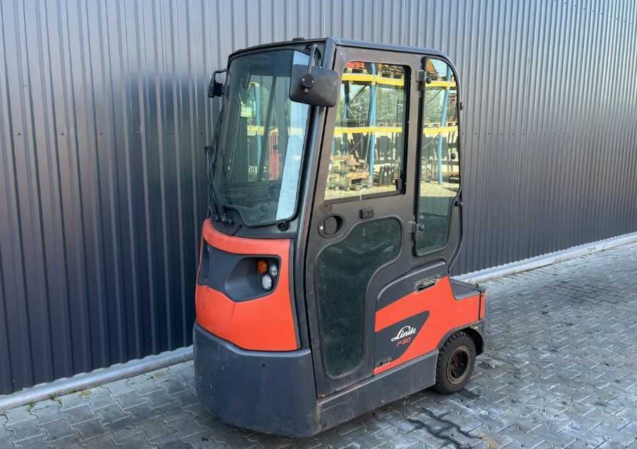 Linde P60 - Traktor derek: gambar 1 Linde P60 - Traktor derek: gambar 1