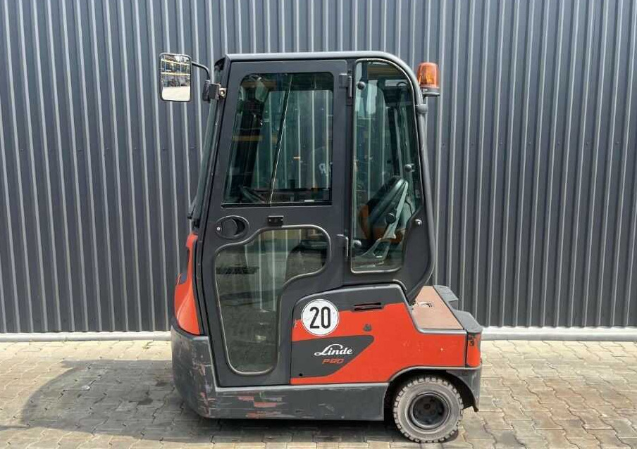 Linde P80 - Traktor derek: gambar 2 Linde P80 - Traktor derek: gambar 2