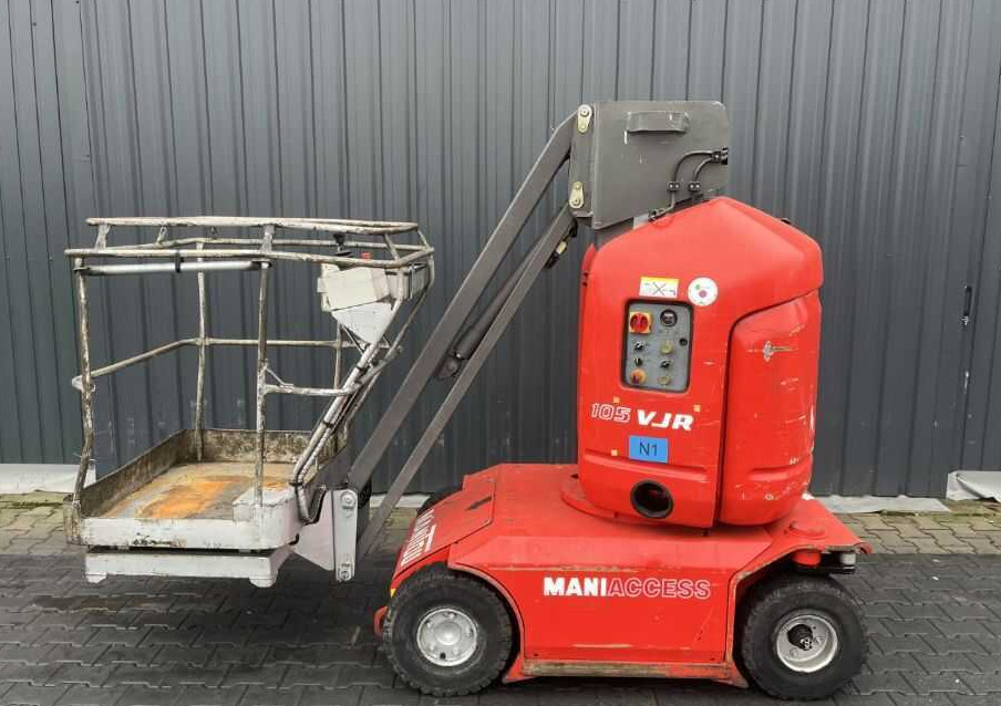 Manitou 105VJR - Lift tiang vertikal: gambar 2 Manitou 105VJR - Lift tiang vertikal: gambar 2
