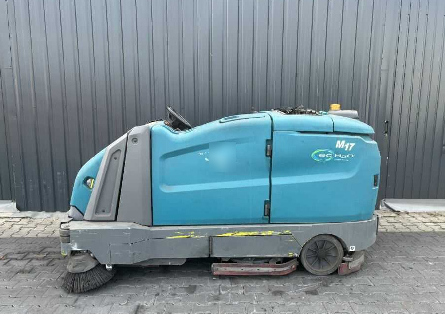 Tennant M17 - Penyedot debu industri: gambar 2 Tennant M17 - Penyedot debu industri: gambar 2