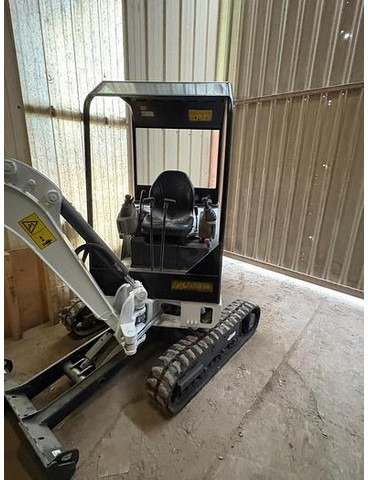 Bobcat E14 - Ekskavator mini: gambar 3 Bobcat E14 - Ekskavator mini: gambar 3