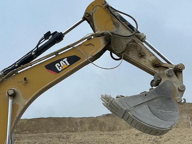 Caterpillar 374 LME - Ekskavator: gambar 3 Caterpillar 374 LME - Ekskavator: gambar 3