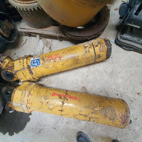 Caterpillar 769D - - Tempat sampah: gambar 2 Caterpillar 769D - - Tempat sampah: gambar 2