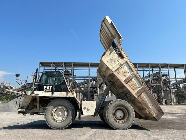Caterpillar 775F Rebuilt - Tempat sampah: gambar 5 Caterpillar 775F Rebuilt - Tempat sampah: gambar 5