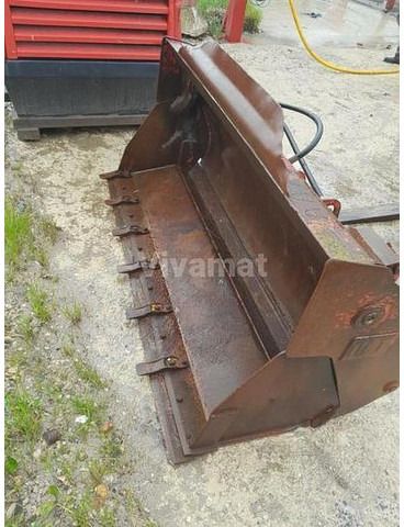 Caterpillar 908 - Ember loader: gambar 5 Caterpillar 908 - Ember loader: gambar 5