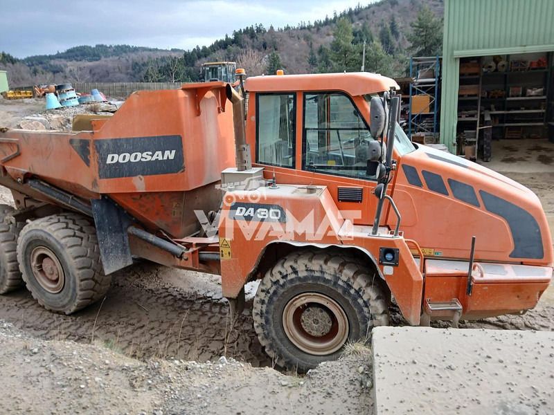 Doosan DA30 - Penggarap kebun: gambar 1 Doosan DA30 - Penggarap kebun: gambar 1
