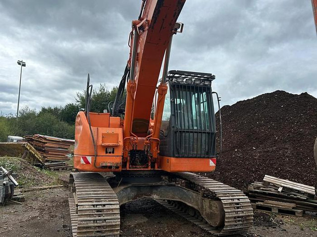 Doosan DX235LCR - - Ekskavator perayap: gambar 2 Doosan DX235LCR - - Ekskavator perayap: gambar 2