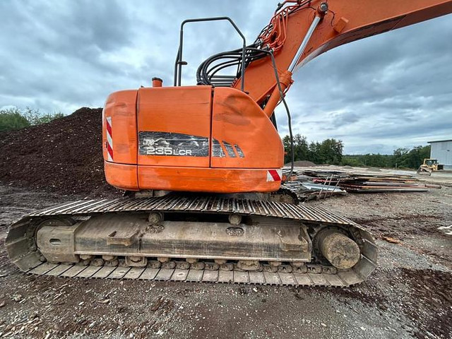 Doosan DX235LCR - - Ekskavator: gambar 5 Doosan DX235LCR - - Ekskavator: gambar 5