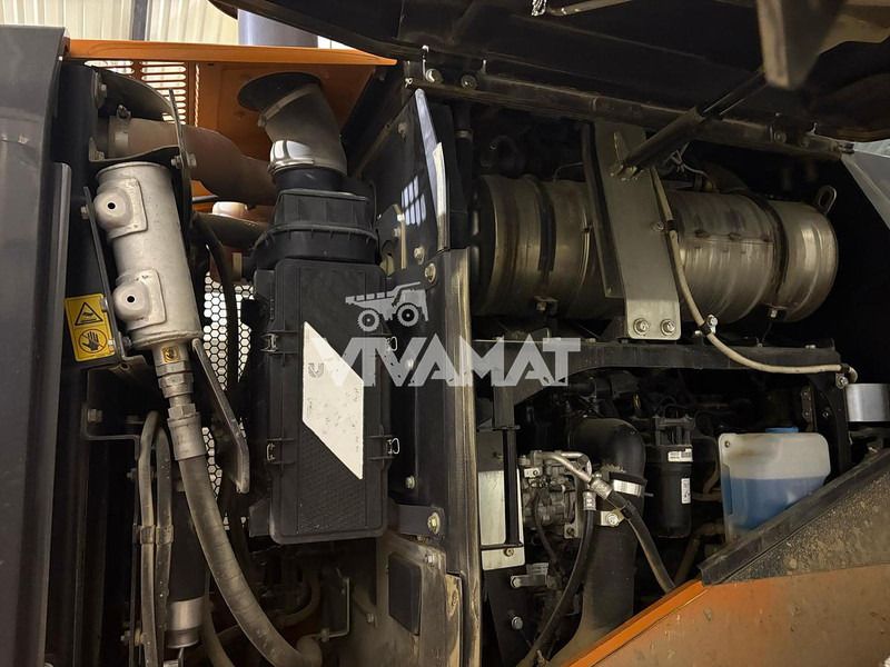 Hitachi ZW180 - Loader konstruksi: gambar 5 Hitachi ZW180 - Loader konstruksi: gambar 5