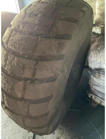 PNEU RECHAPPE  - Ban: gambar 3 PNEU RECHAPPE  - Ban: gambar 3